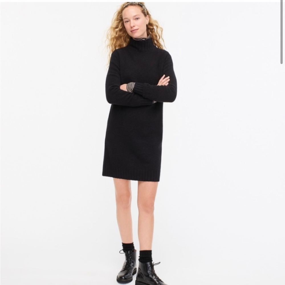 EUC J crew mock neck shift sweater dress super soft